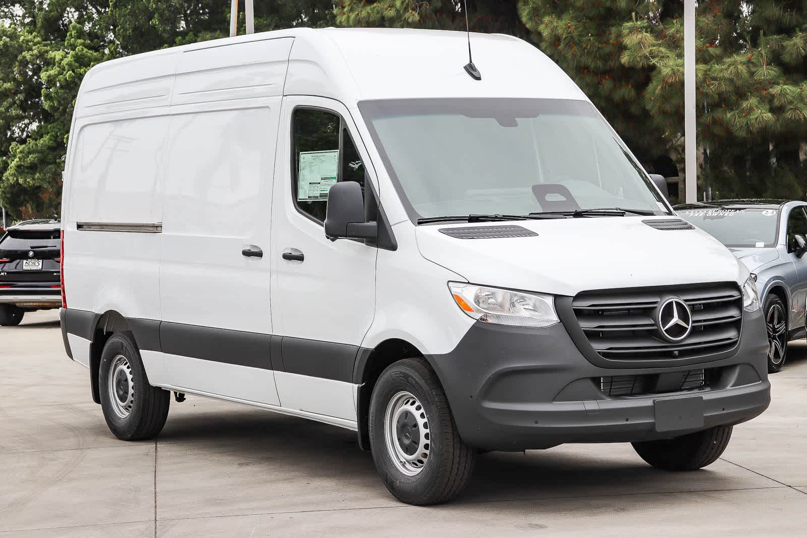 Thumbnail: 2026 Mercedes-Benz Sprinter - 5