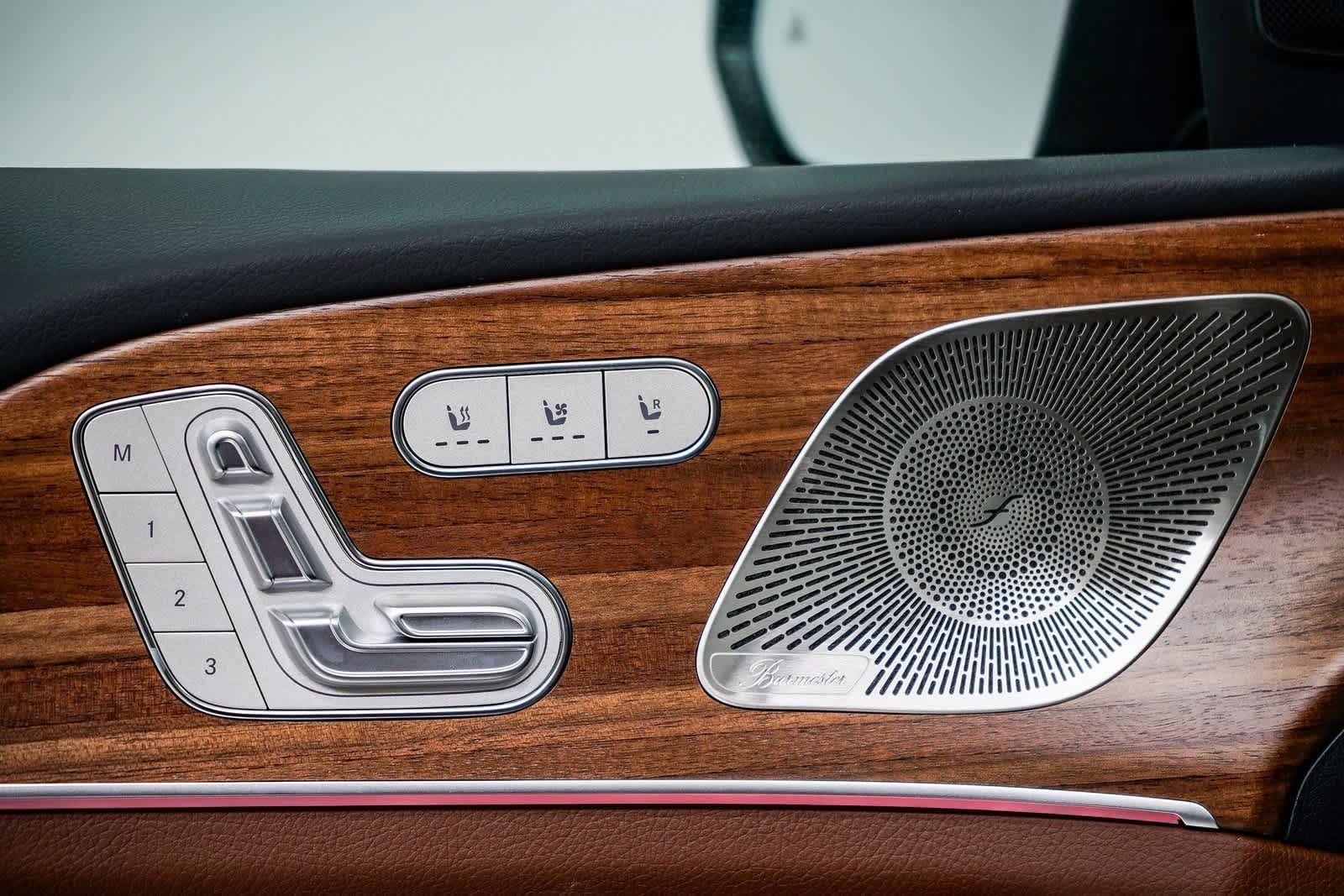 Thumbnail: 2025 Mercedes-Benz GLE - 21