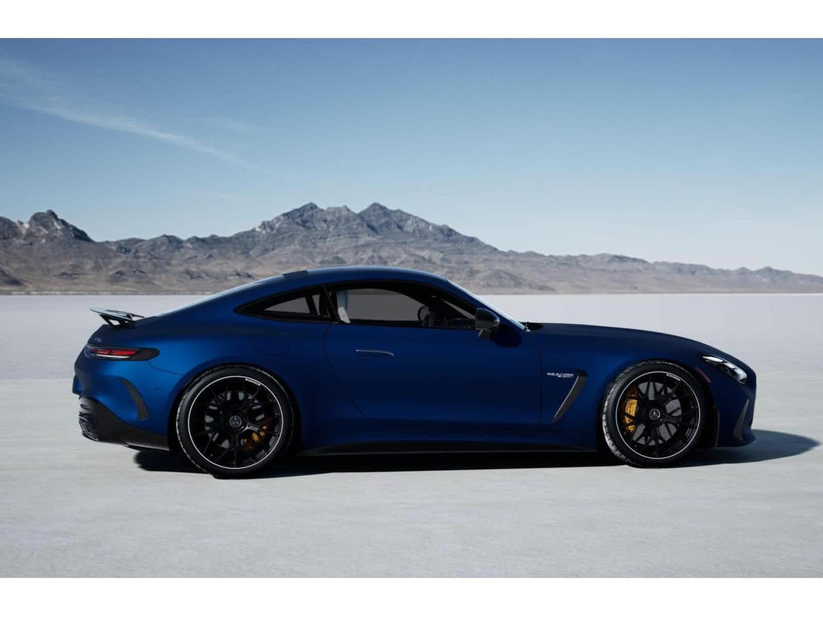 Thumbnail: 2025 Mercedes-Benz AMG GT - 45