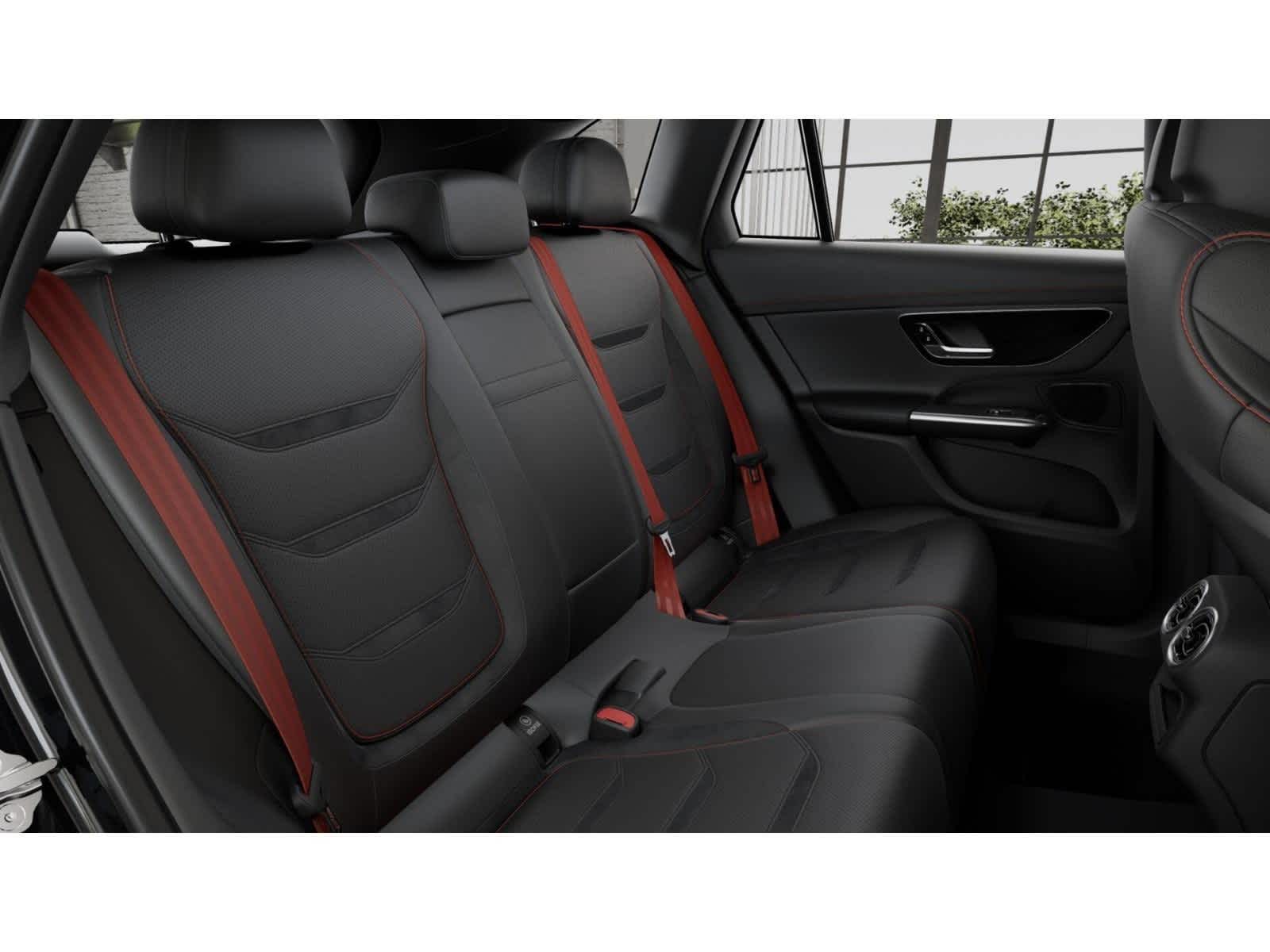 Thumbnail: 2025 Mercedes-Benz GLC - 31