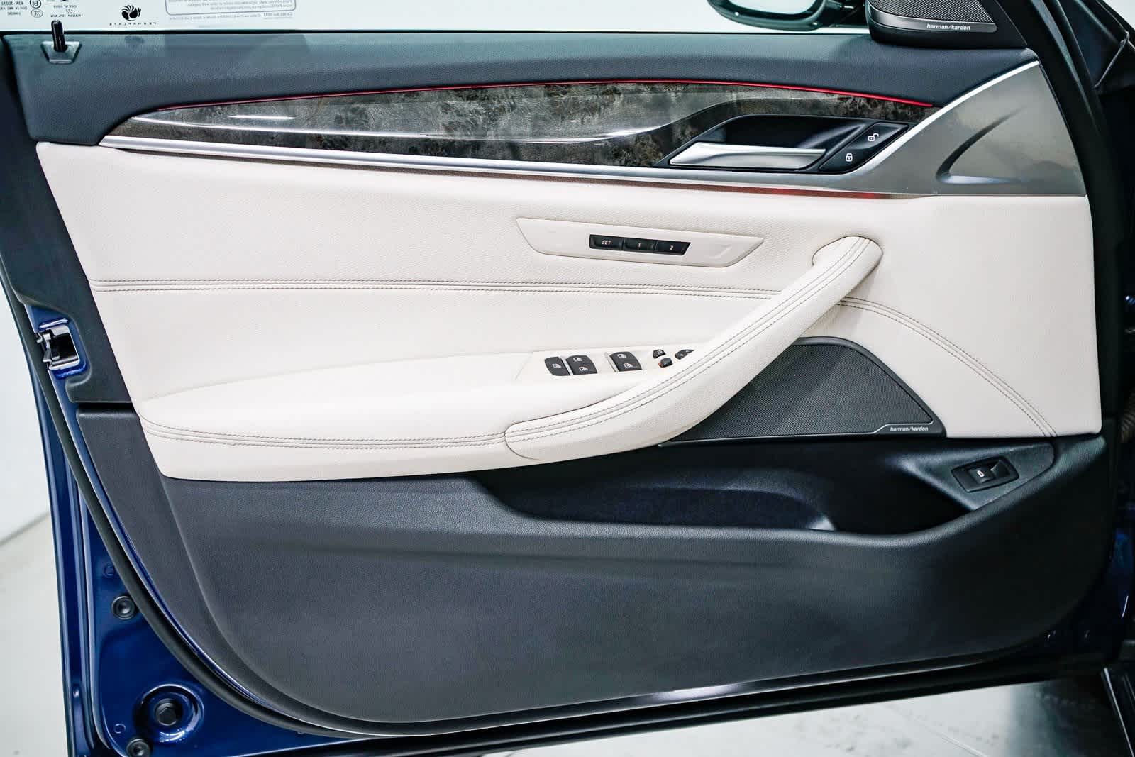 Thumbnail: 2023 BMW 5 Series - 19