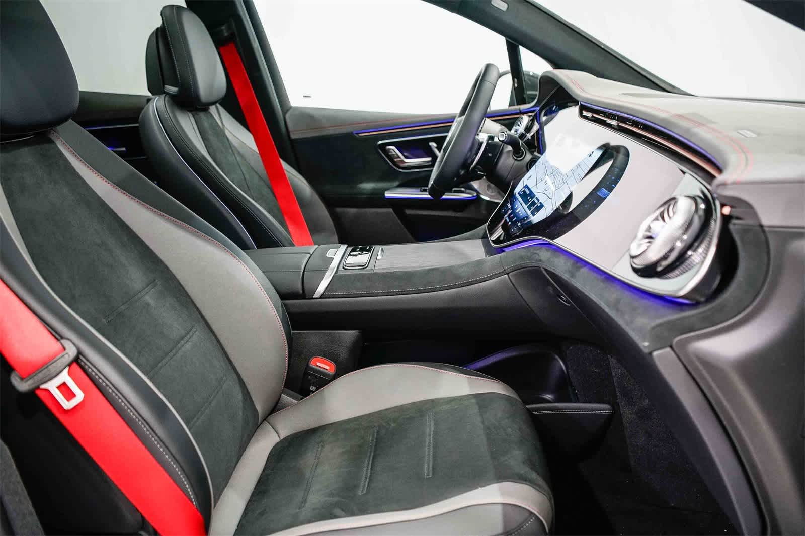 Thumbnail: 2025 Mercedes-Benz EQE - 16