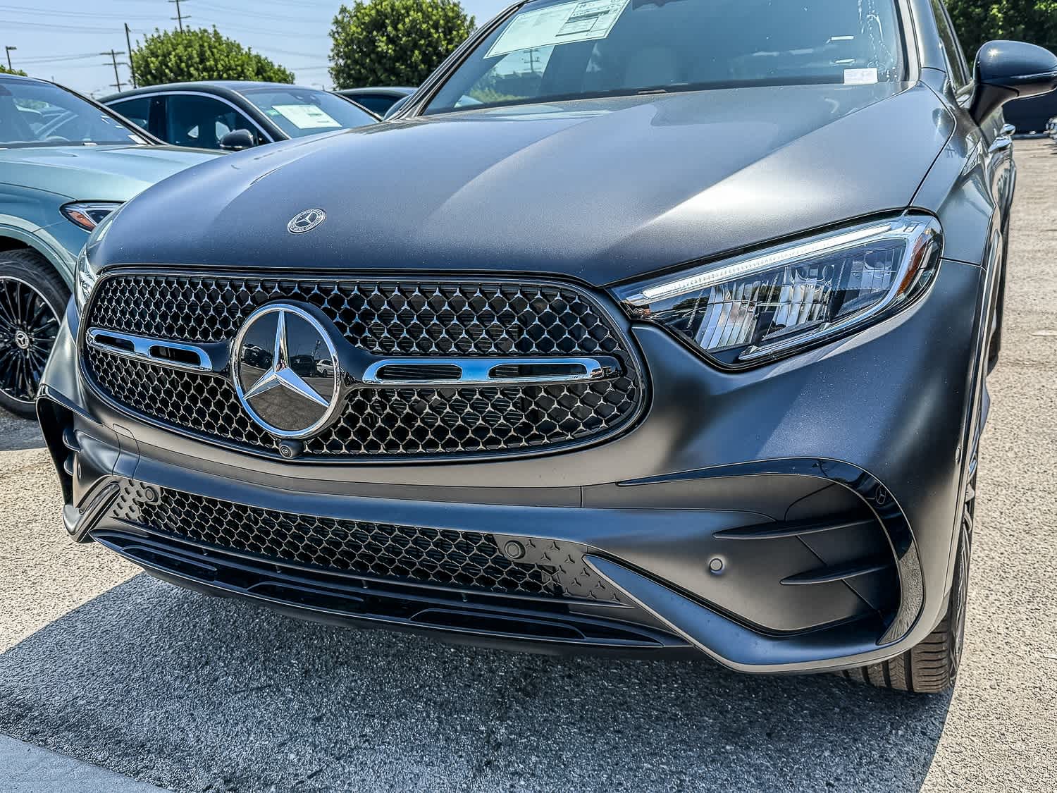 Thumbnail: 2025 Mercedes-Benz GLC - 11