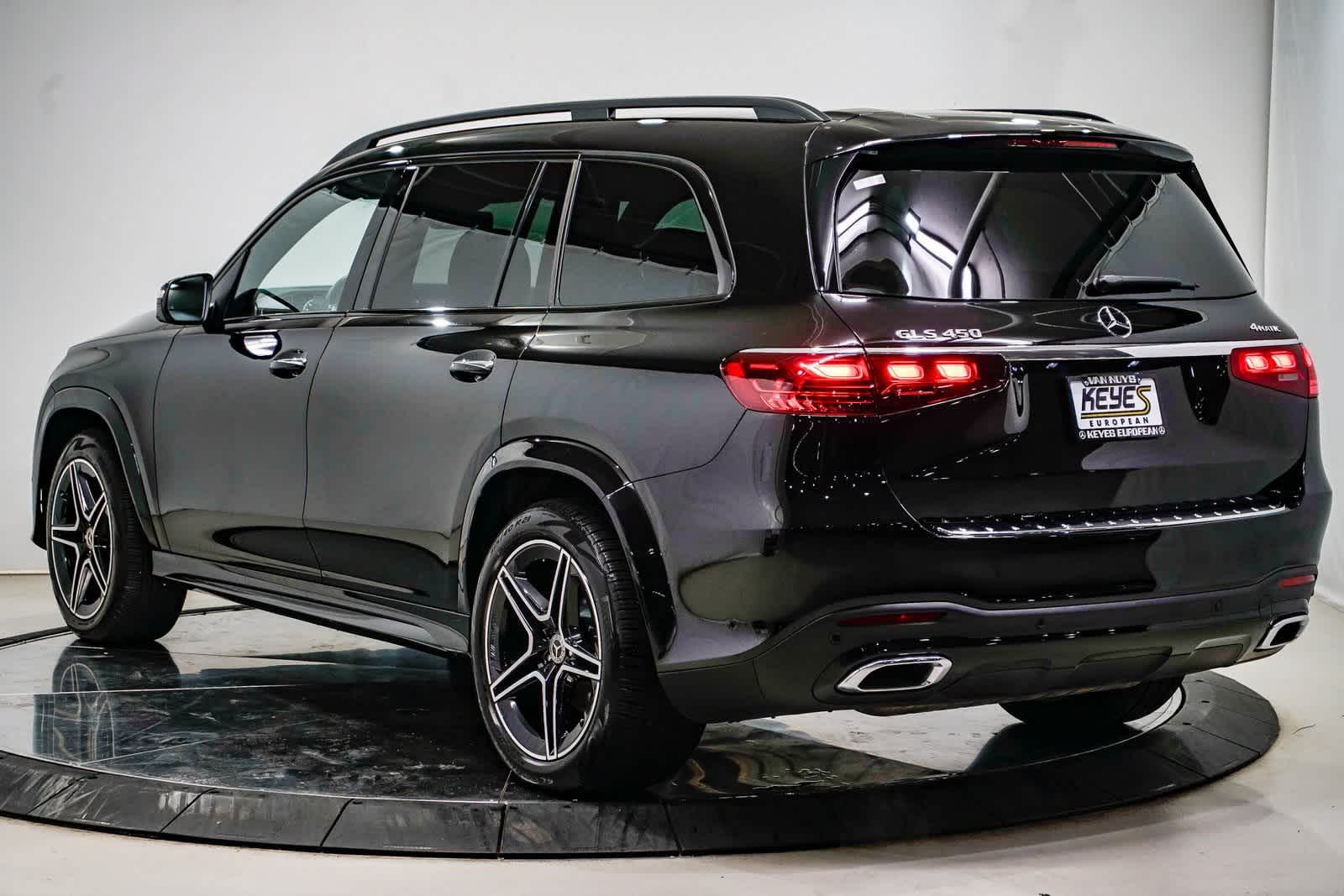 Thumbnail: 2025 Mercedes-Benz GLS - 2