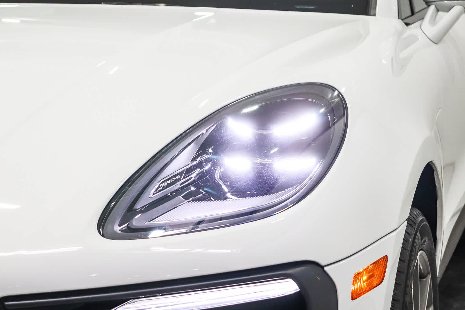 Thumbnail: 2024 Porsche Macan - 7