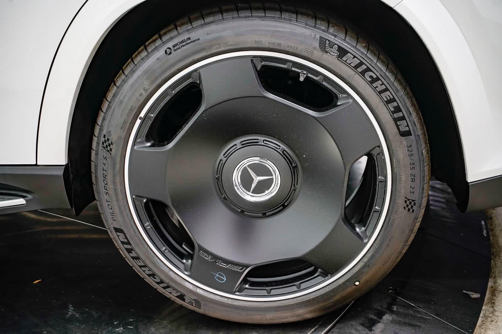 Thumbnail: 2026 Mercedes-Benz GLS - 10