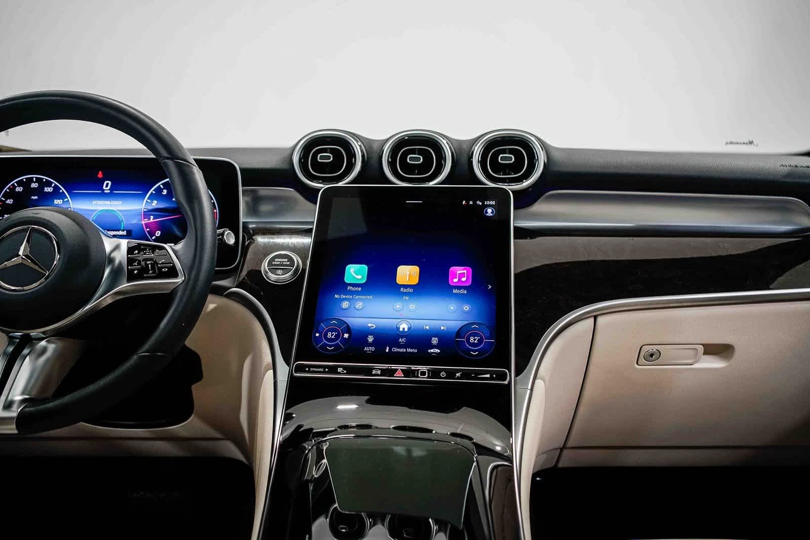 Thumbnail: 2025 Mercedes-Benz GLC - 13