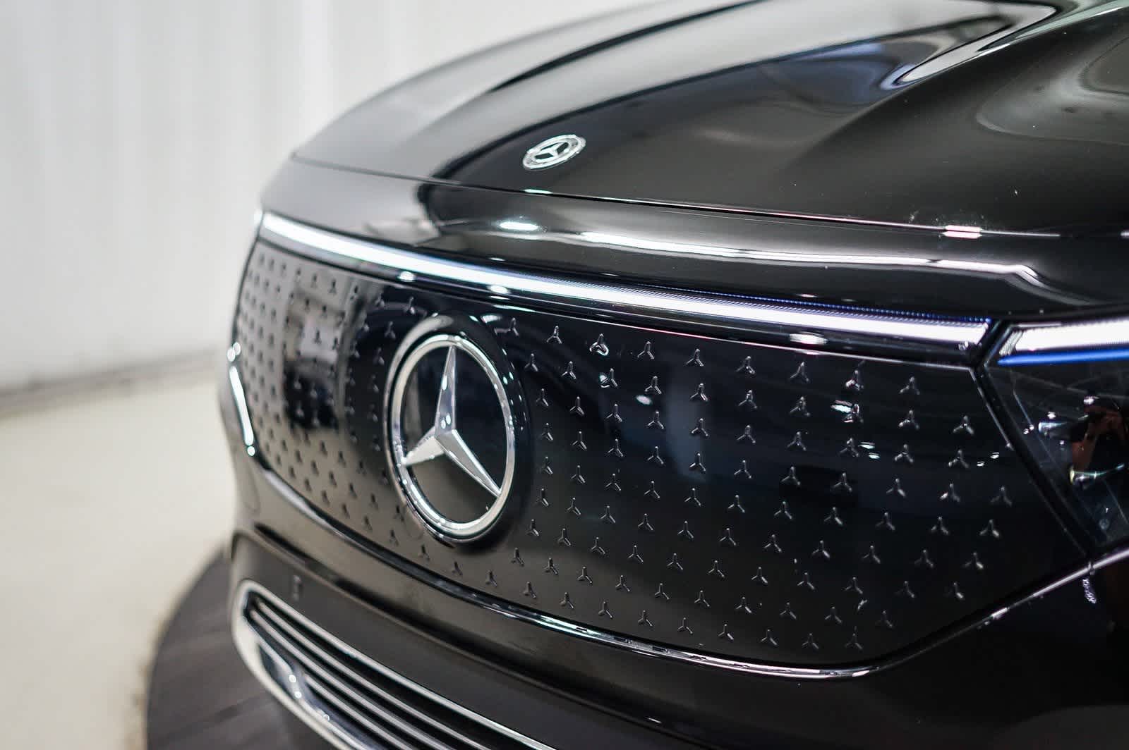 Thumbnail: 2024 Mercedes-Benz EQB - 8