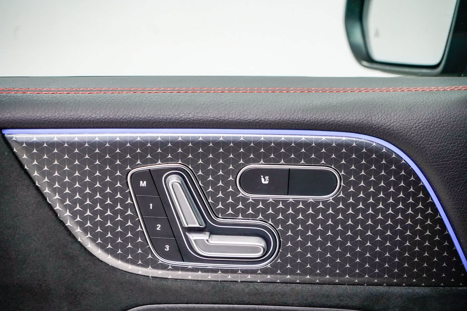 Thumbnail: 2025 Mercedes-Benz GLB - 19