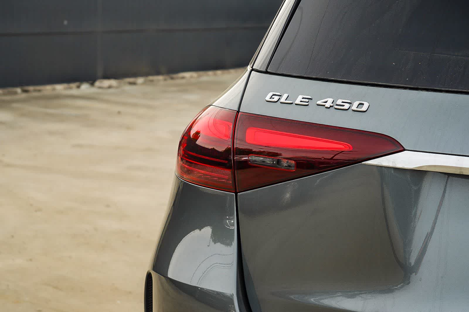Thumbnail: 2026 Mercedes-Benz GLE - 7