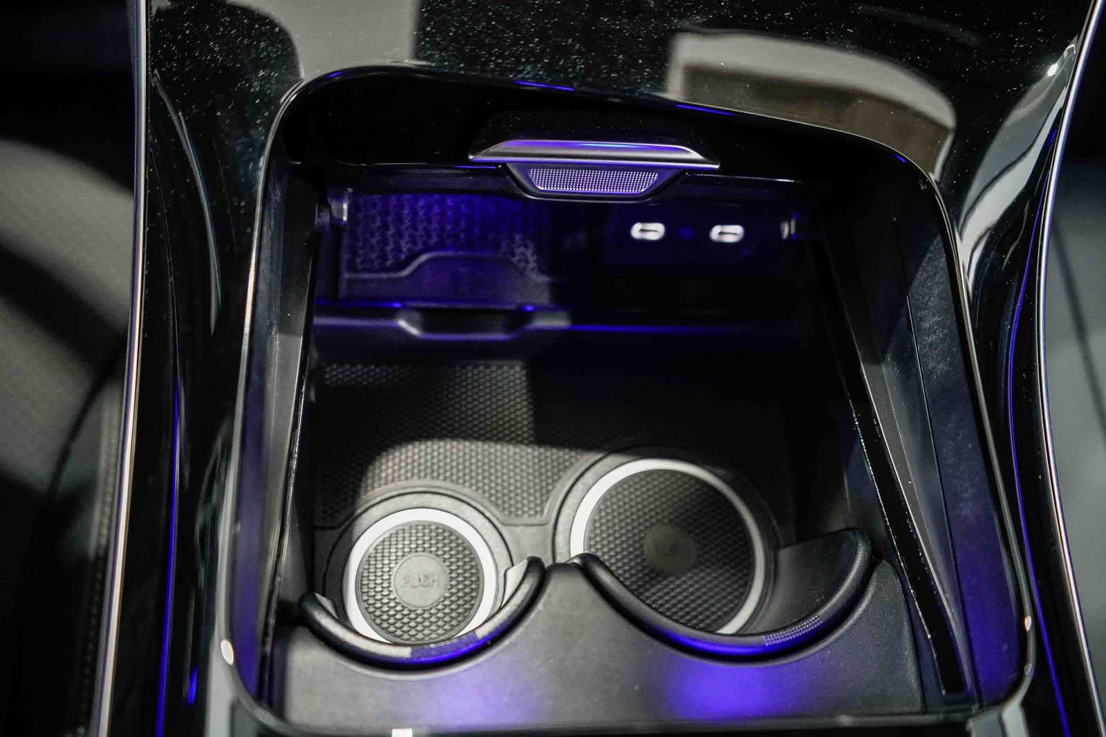 Thumbnail: 2026 Mercedes-Benz CLE - 21