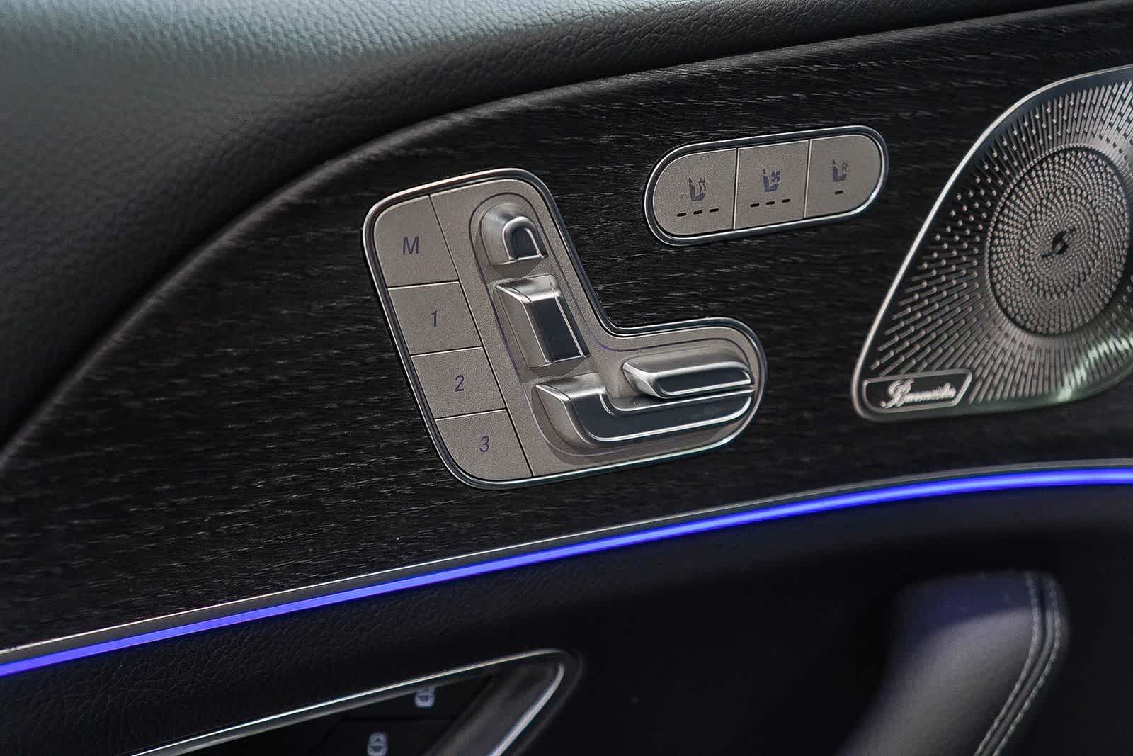 Thumbnail: 2026 Mercedes-Benz GLE - 25