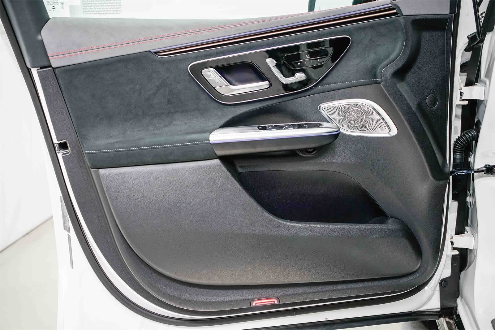 Thumbnail: 2025 Mercedes-Benz EQE - 19