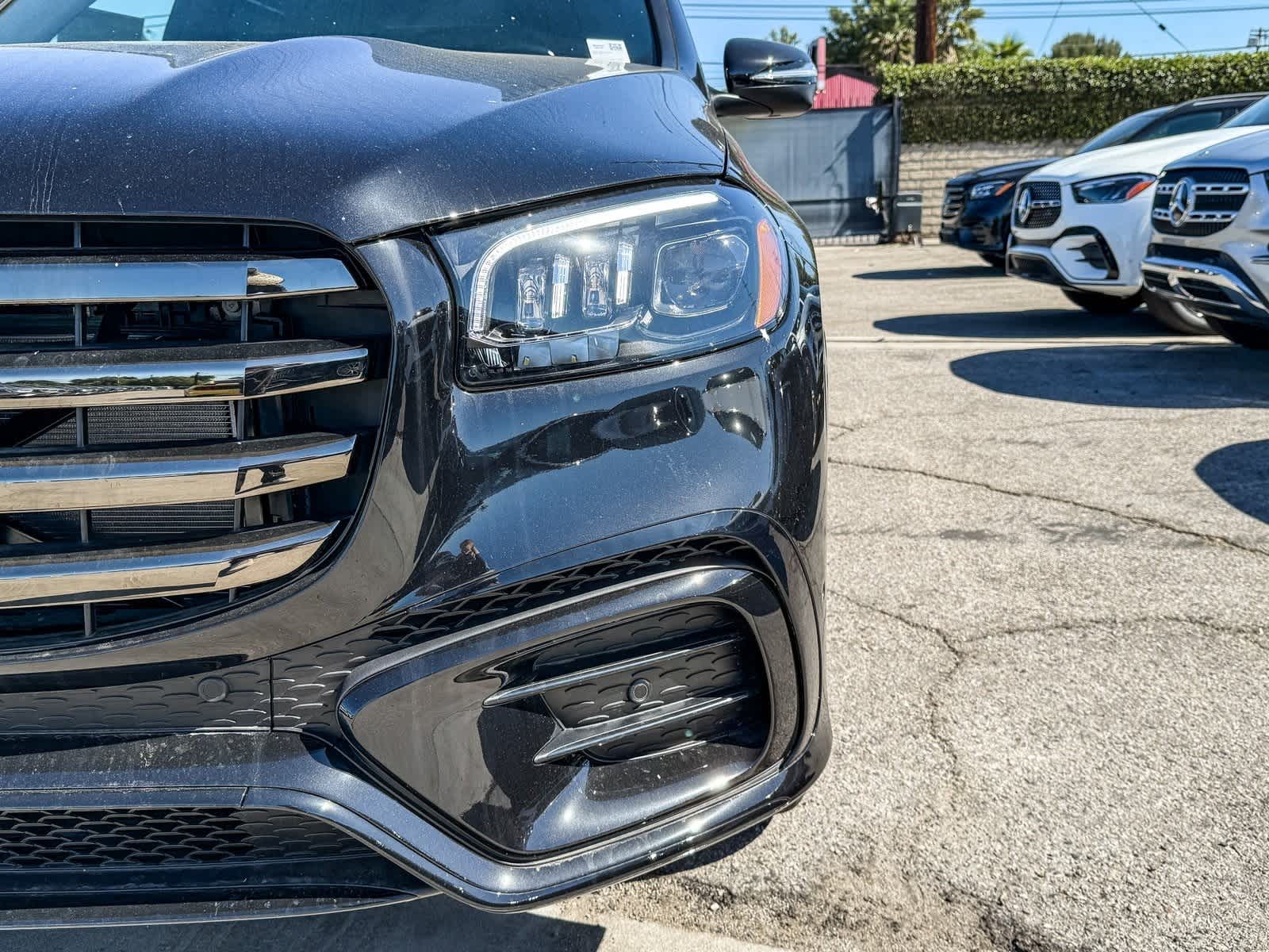 Thumbnail: 2025 Mercedes-Benz GLS - 10
