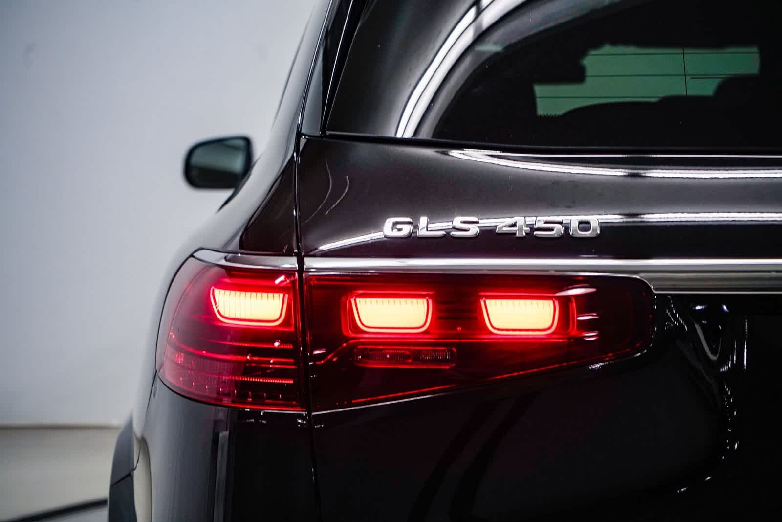 Thumbnail: 2025 Mercedes-Benz GLS - 9