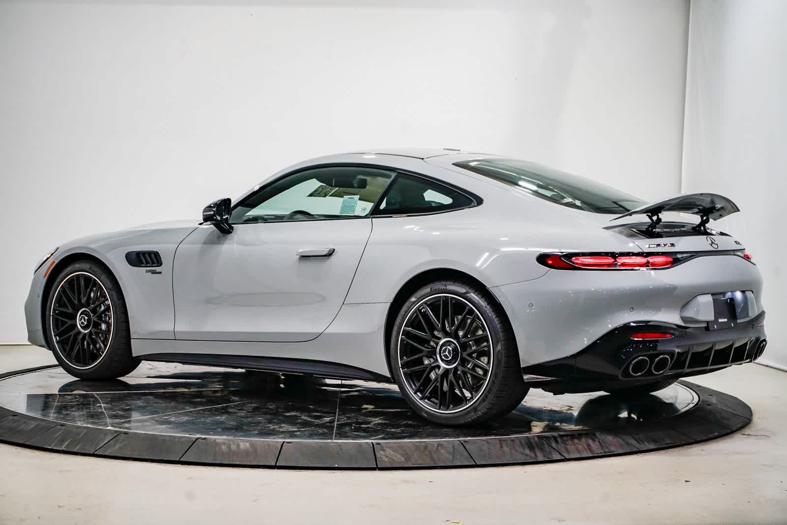 Thumbnail: 2025 Mercedes-Benz AMG GT - 2