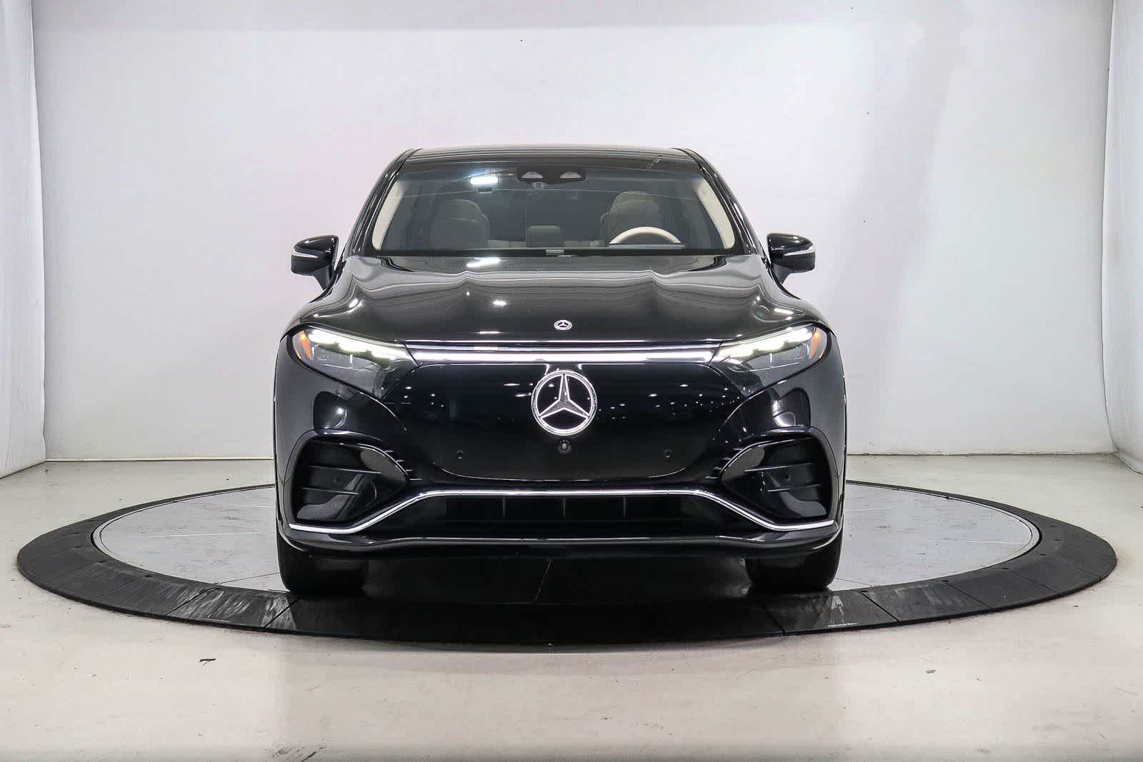 Thumbnail: 2023 Mercedes-Benz EQS - 5