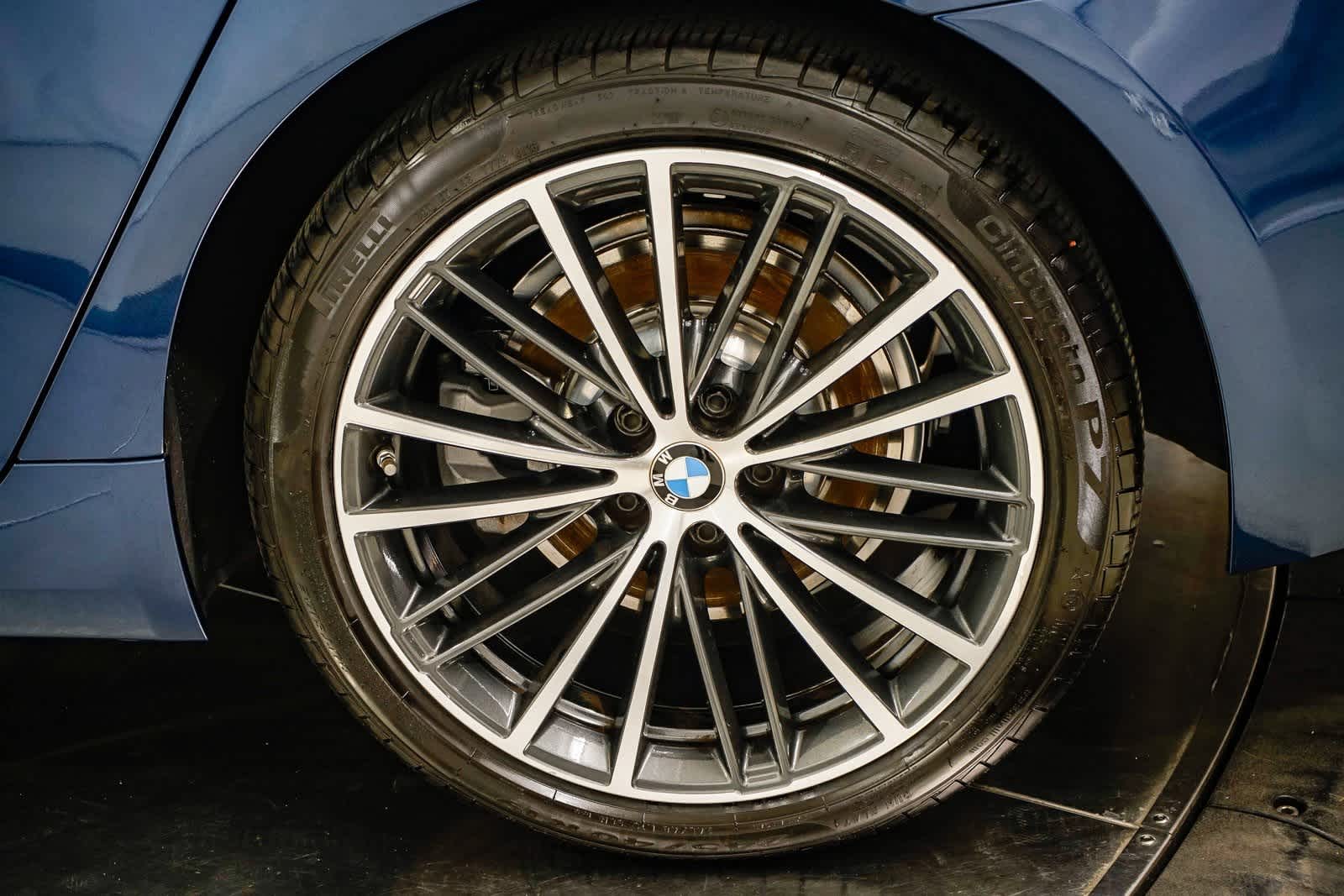 Thumbnail: 2023 BMW 5 Series - 10