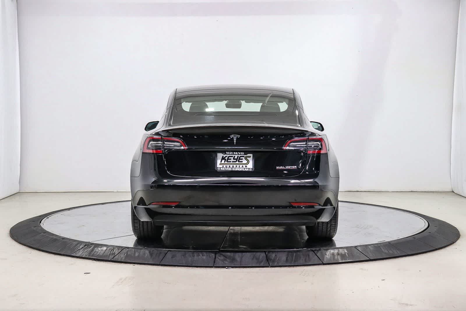 Thumbnail: 2022 Tesla Model 3 - 2