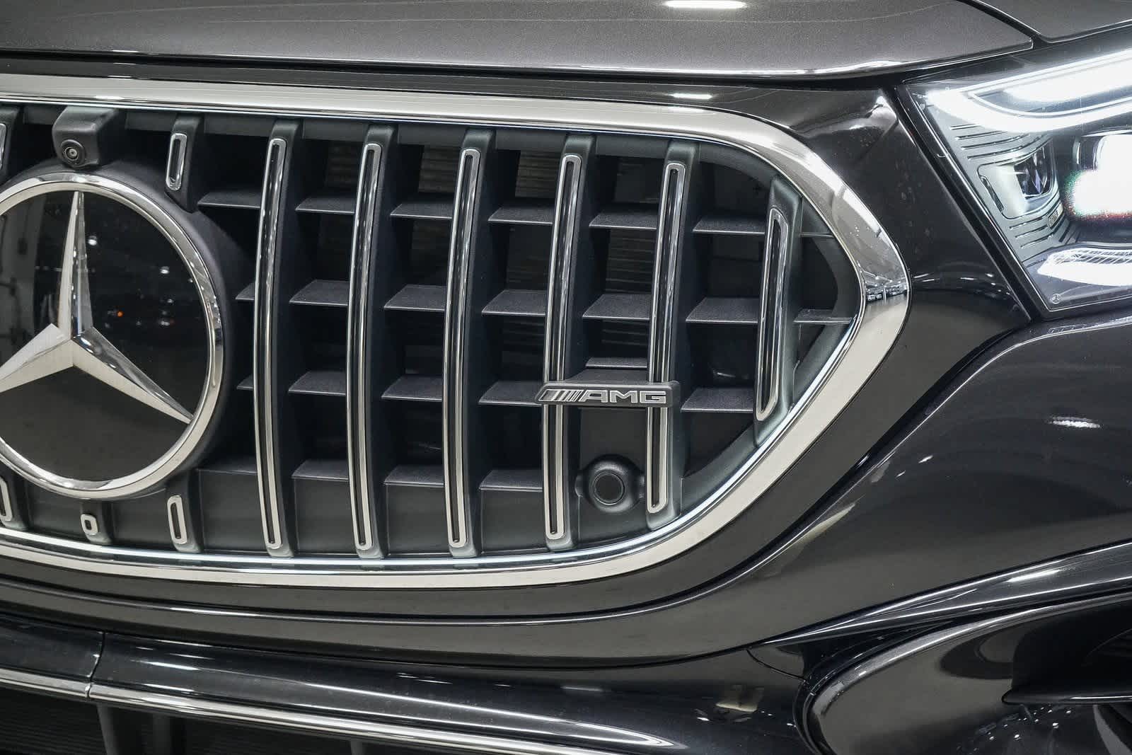 Thumbnail: 2025 Mercedes-Benz E-Class - 10