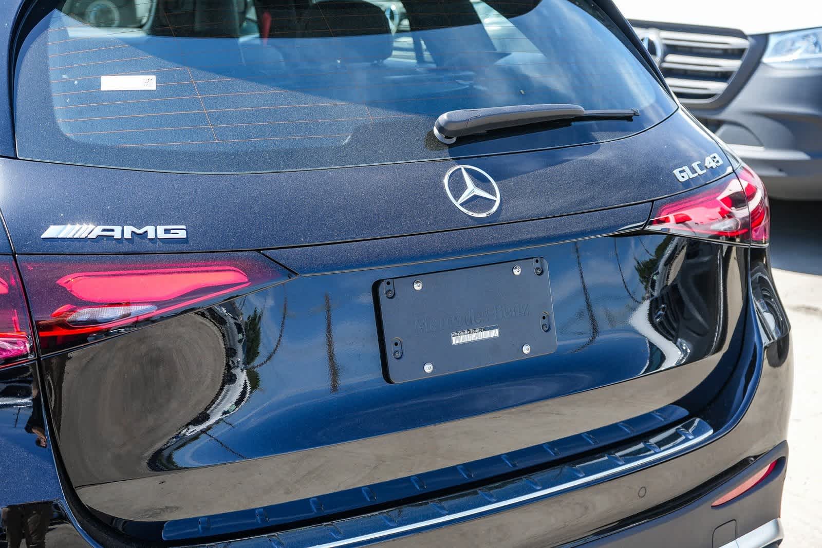 Thumbnail: 2025 Mercedes-Benz GLC - 10