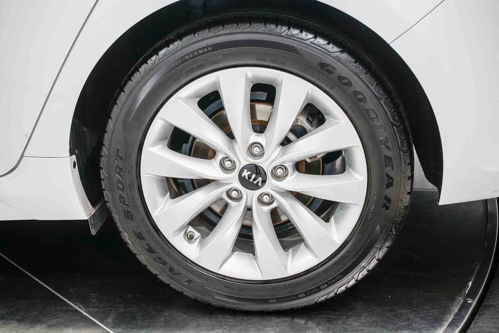 Thumbnail: 2018 Kia Optima - 10