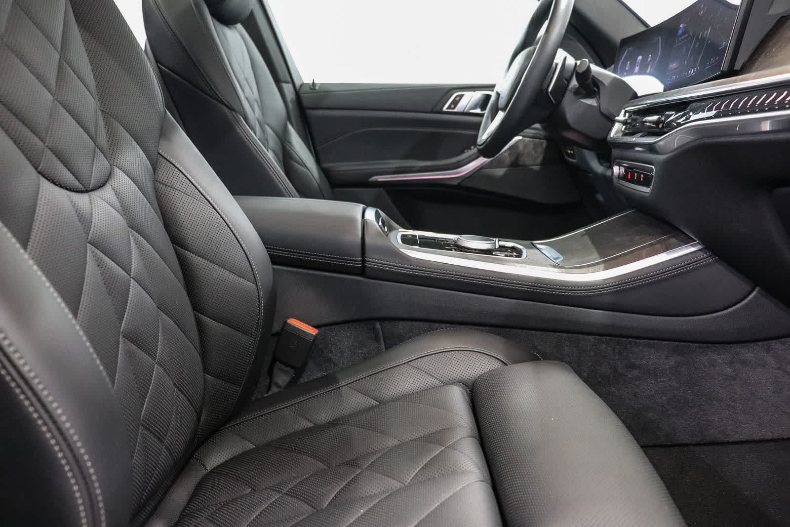 Thumbnail: 2025 BMW X5 - 17