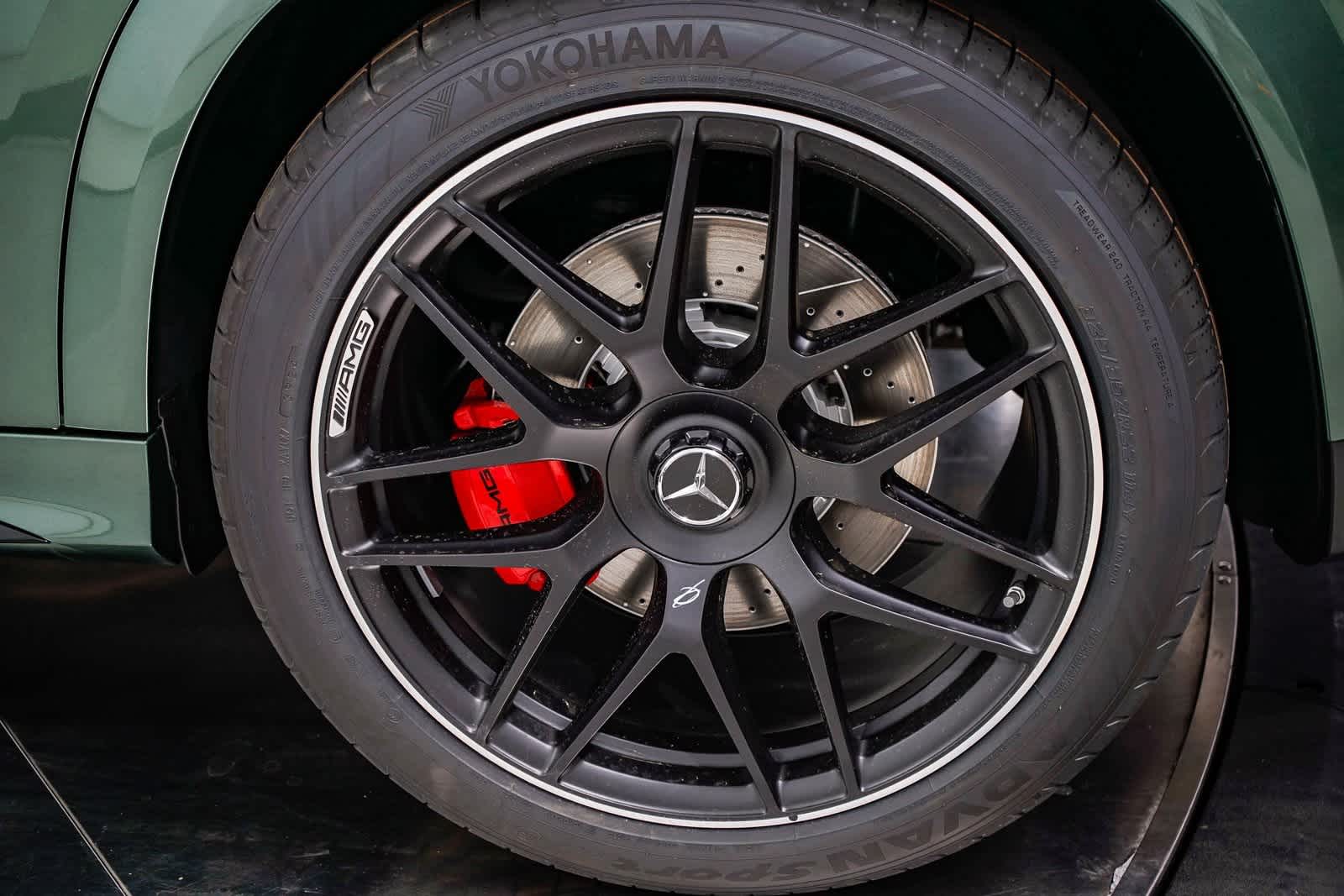 Thumbnail: 2025 Mercedes-Benz GLE - 10