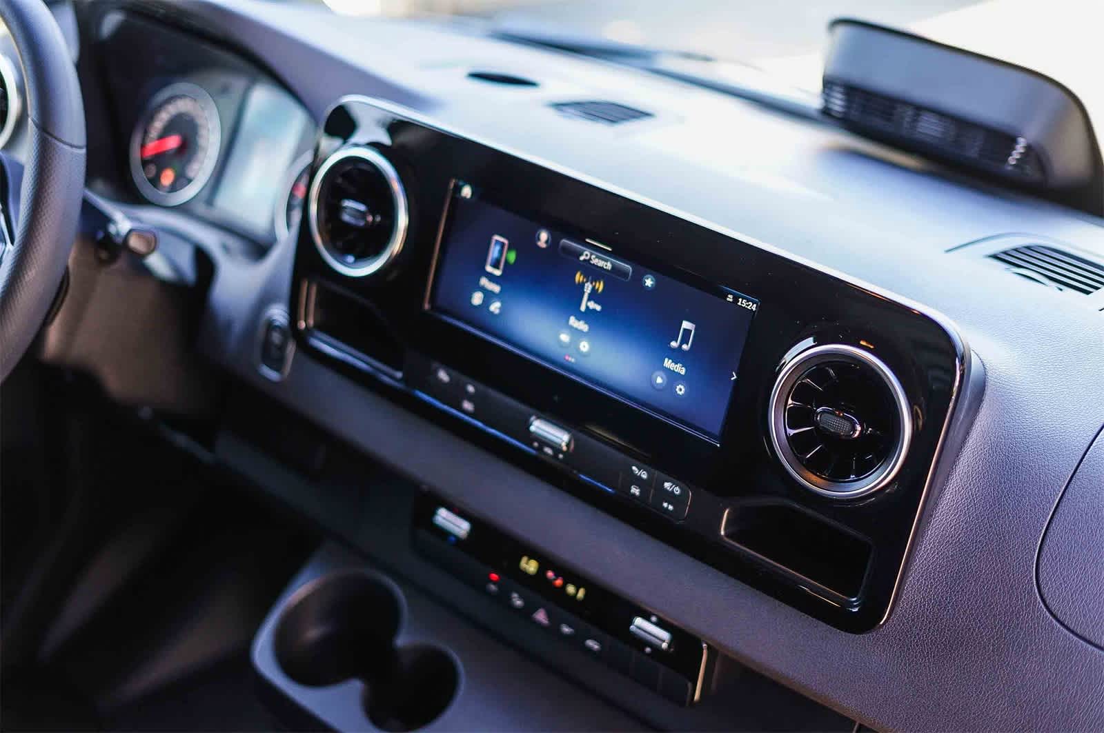 Thumbnail: 2026 Mercedes-Benz Sprinter - 16