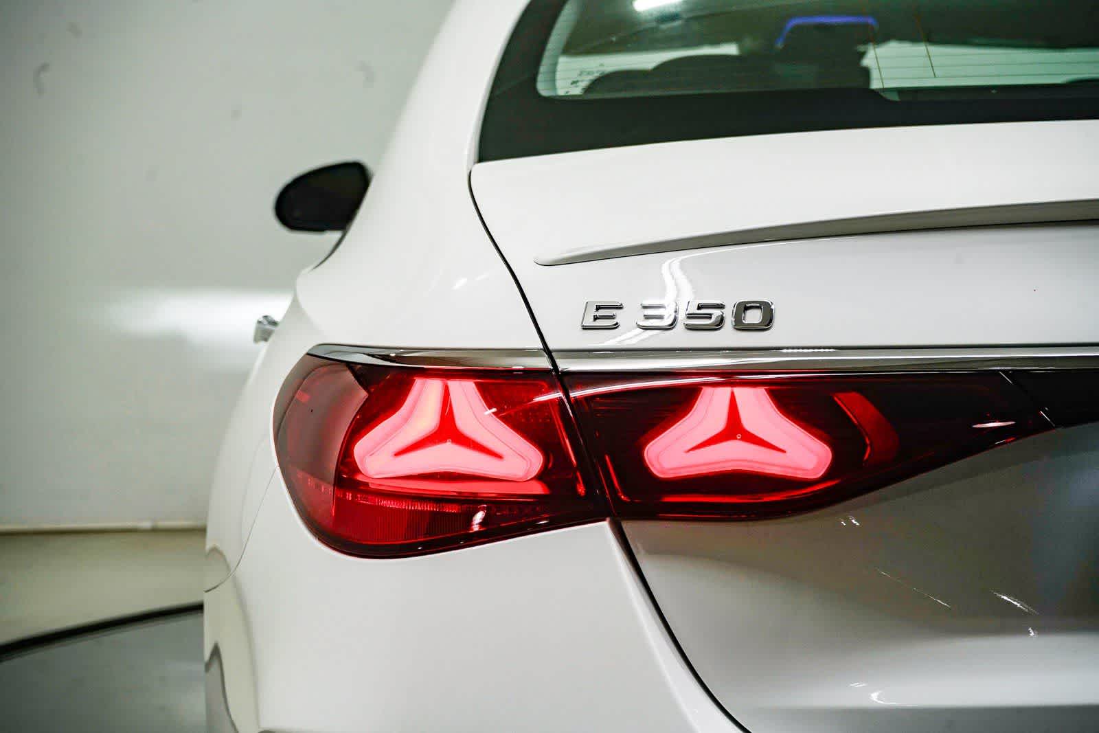 Thumbnail: 2026 Mercedes-Benz E-Class - 9