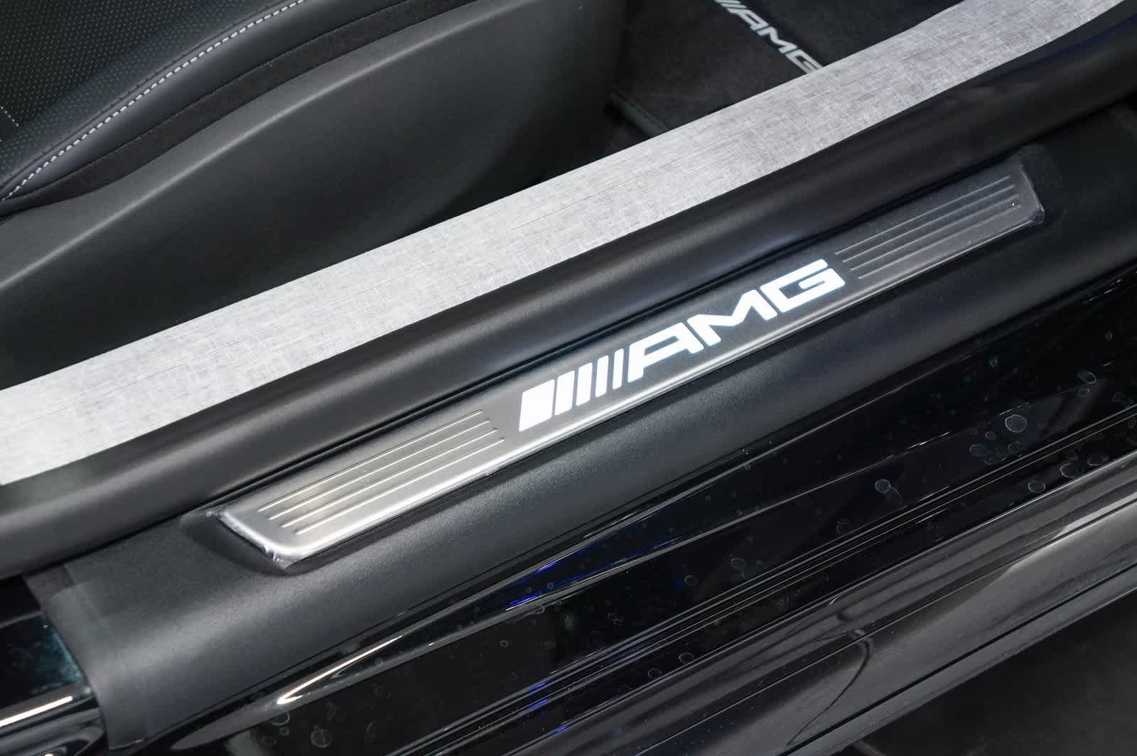 Thumbnail: 2025 Mercedes-Benz AMG GT - 17