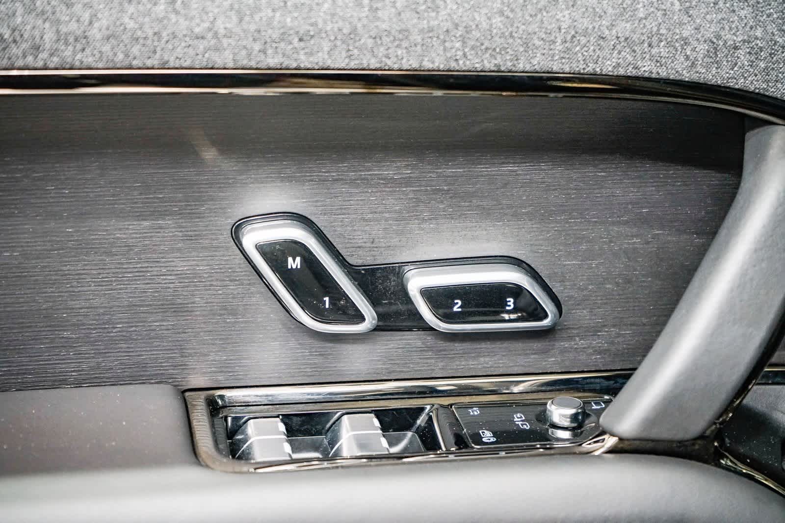 Thumbnail: 2024 Land Rover Range Rover Sport - 20