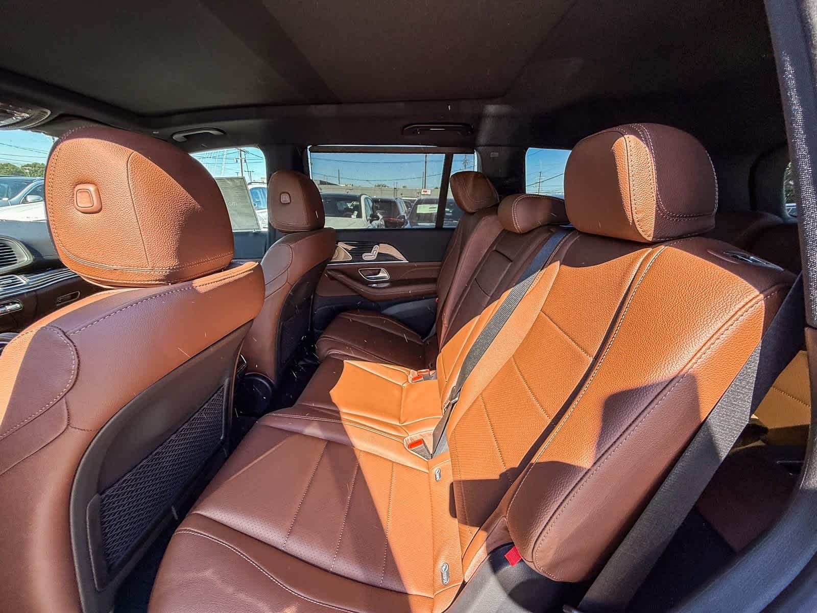 Thumbnail: 2025 Mercedes-Benz GLS - 19
