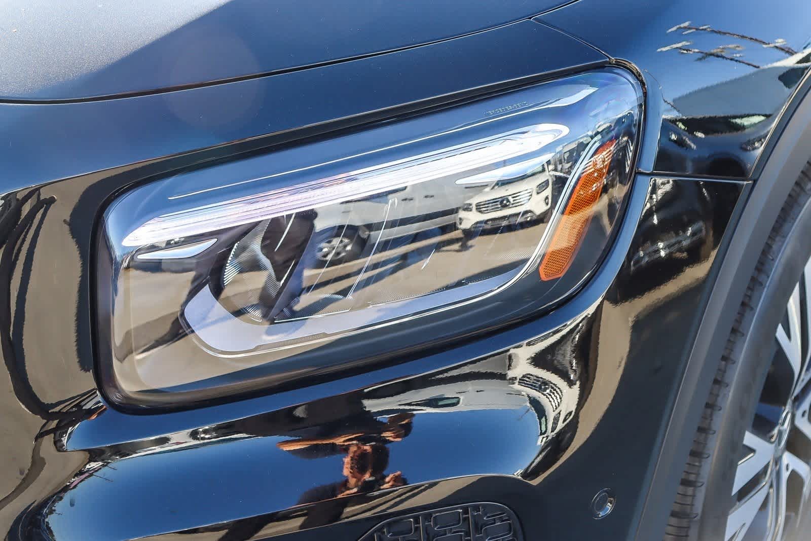 Thumbnail: 2026 Mercedes-Benz GLB - 10