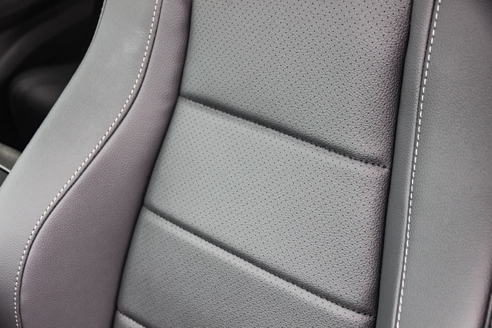 Thumbnail: 2026 Mercedes-Benz GLE - 26