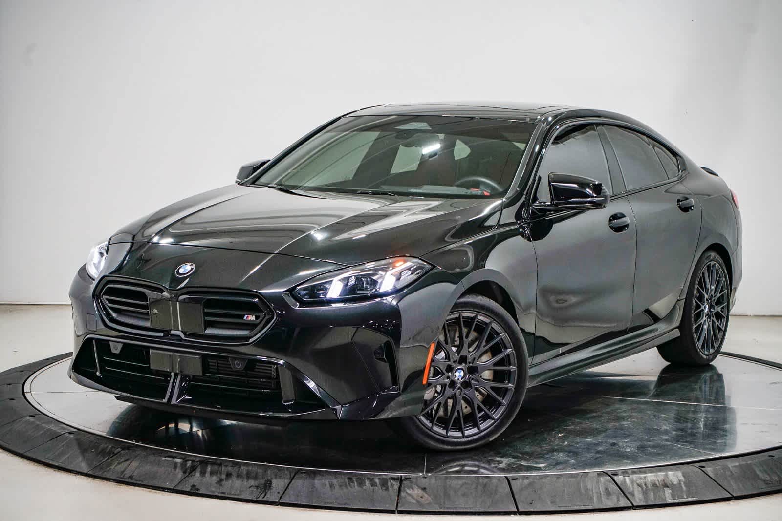 Thumbnail: 2025 BMW 2 Series - 1