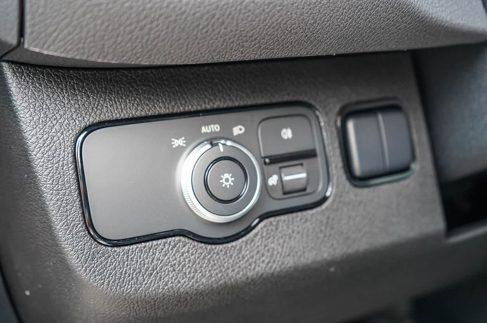 Thumbnail: 2026 Mercedes-Benz Sprinter - 23