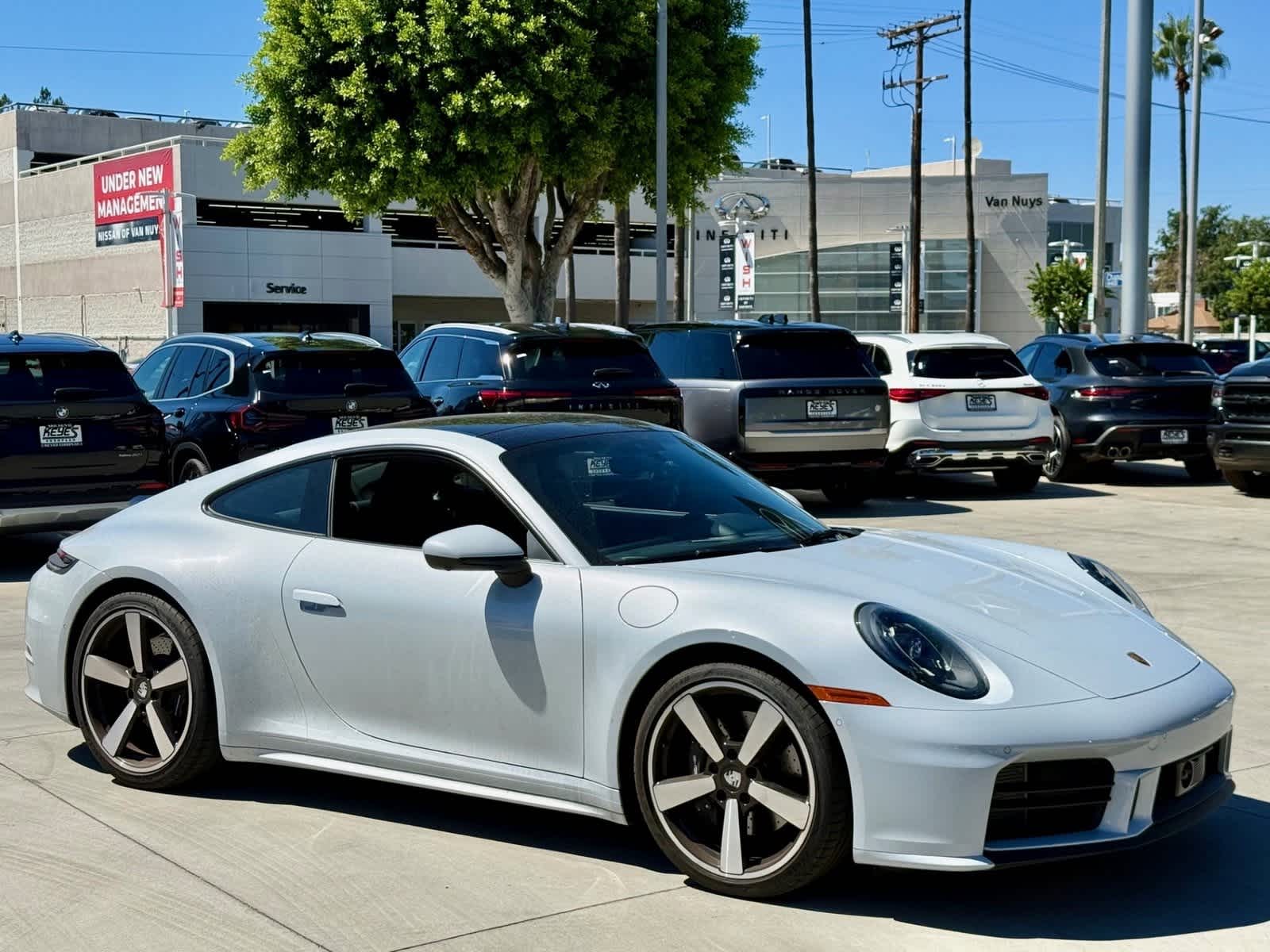 Thumbnail: 2025 Porsche 911 - 1