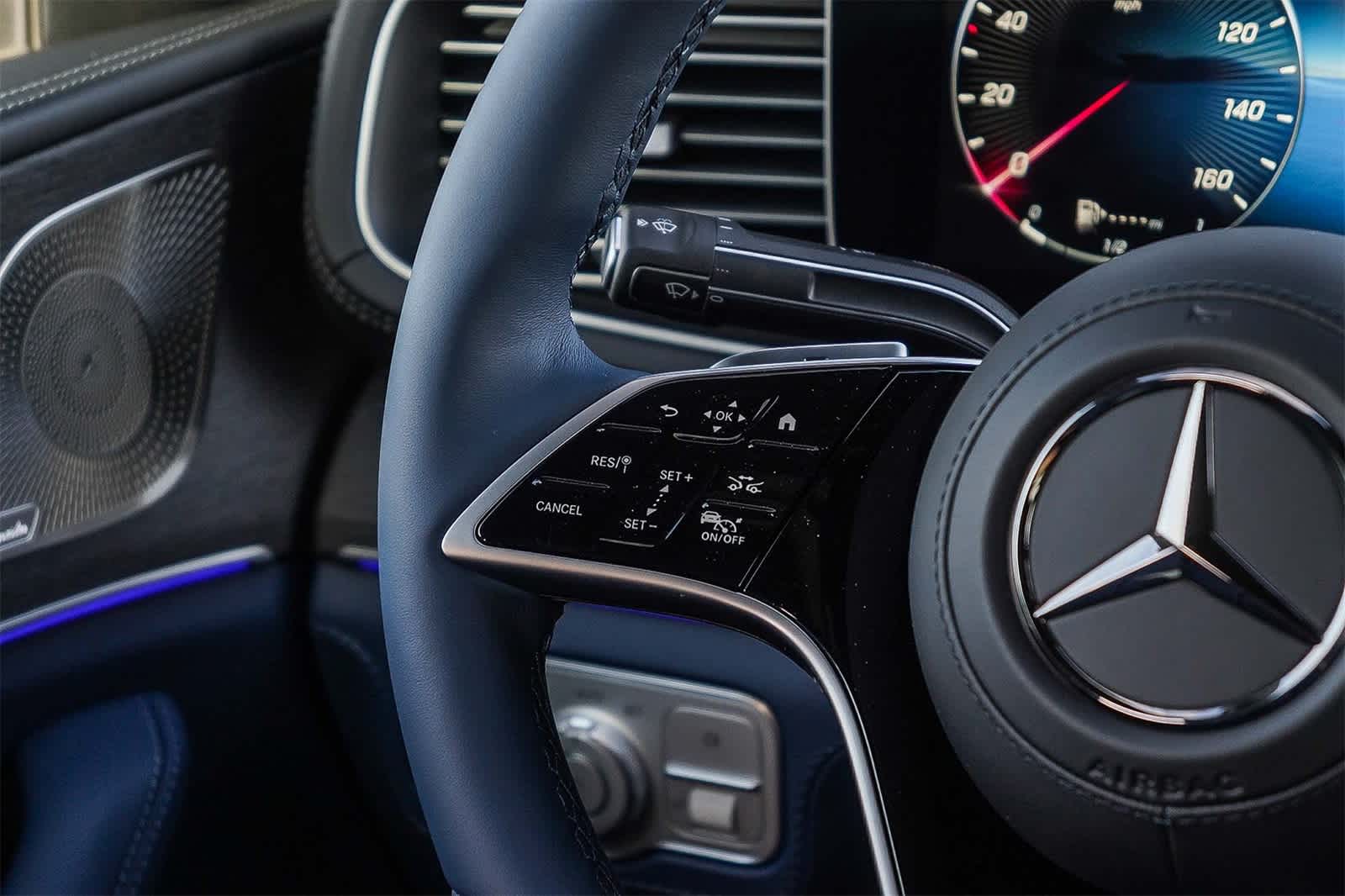 Thumbnail: 2026 Mercedes-Benz GLE - 17