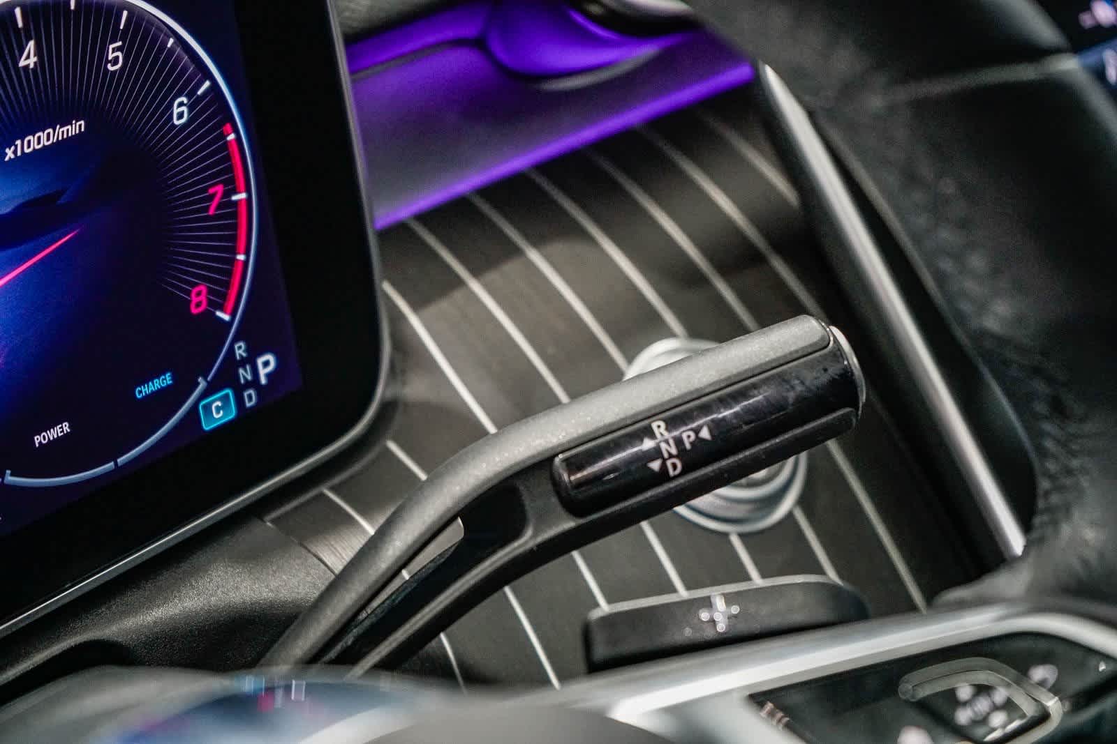 Thumbnail: 2023 Mercedes-Benz C-Class - 21