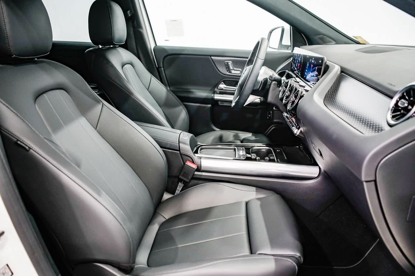 Thumbnail: 2026 Mercedes-Benz GLA - 15