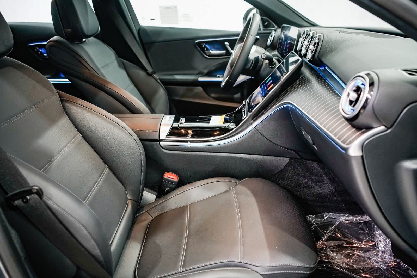 Thumbnail: 2025 Mercedes-Benz C-Class - 16