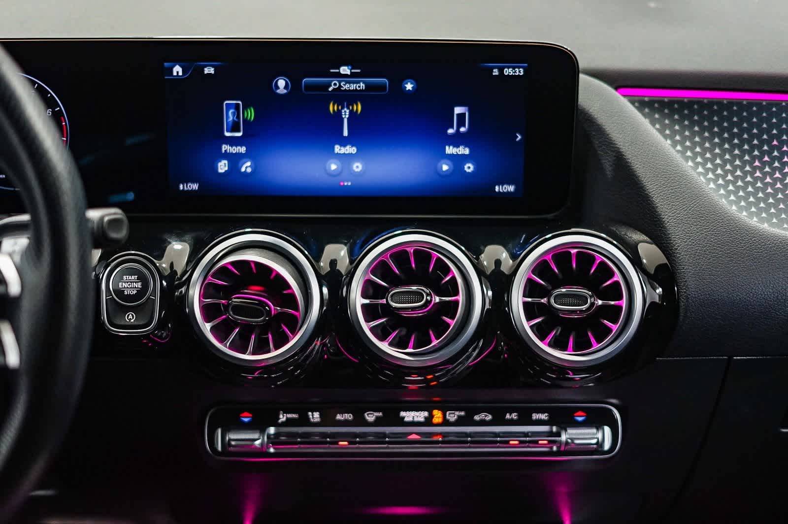 Thumbnail: 2025 Mercedes-Benz GLA - 13