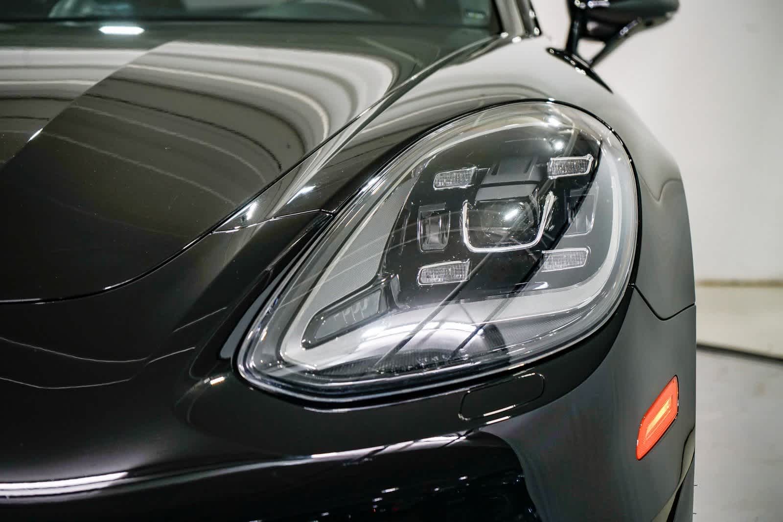 Thumbnail: 2018 Porsche Panamera - 7