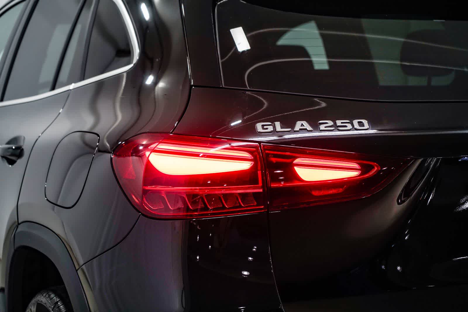 Thumbnail: 2026 Mercedes-Benz GLA - 9
