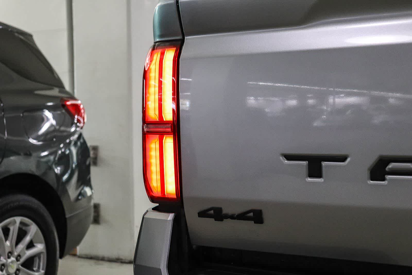 Thumbnail: 2024 Toyota Tacoma - 9
