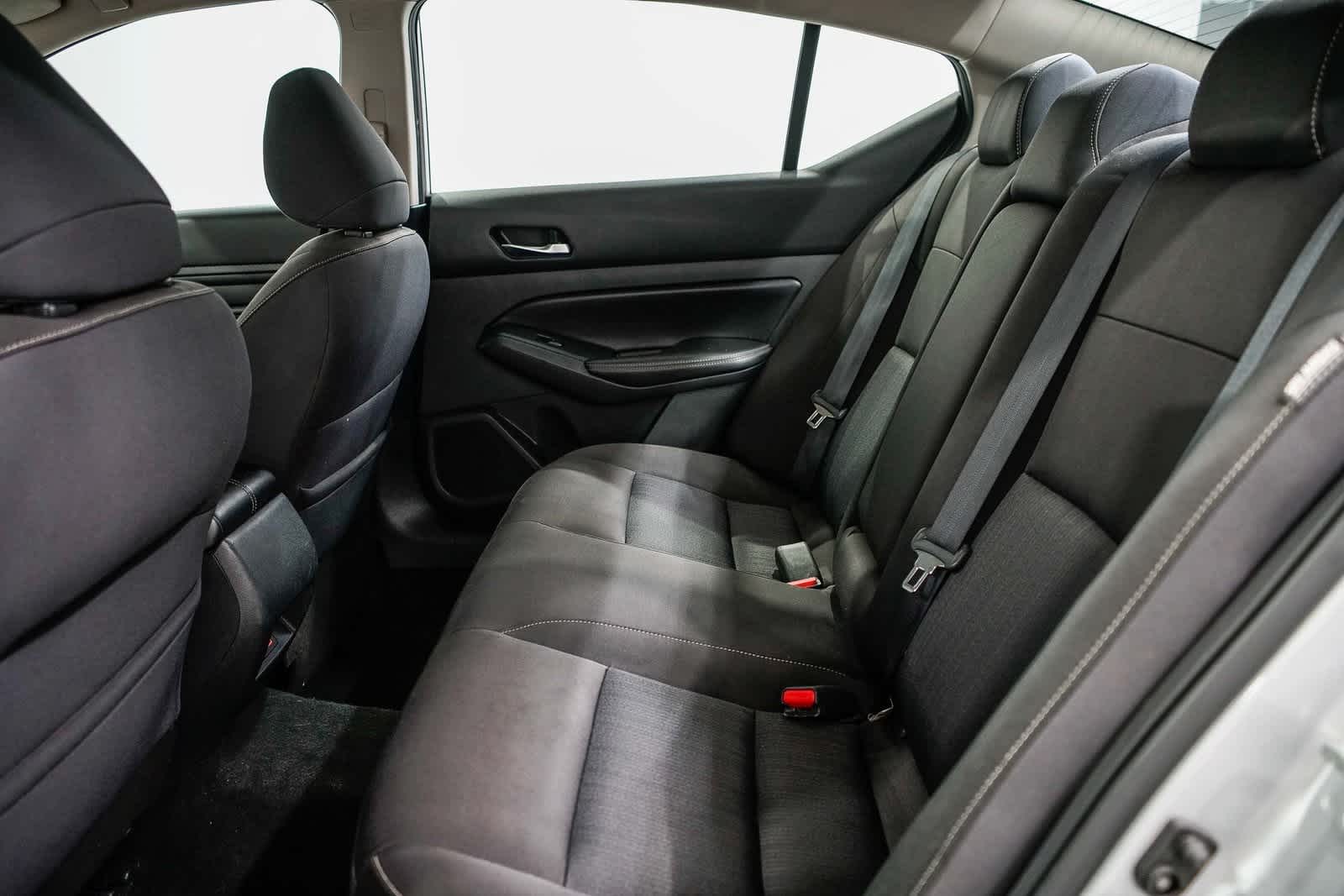 Thumbnail: 2019 Nissan Altima - 17