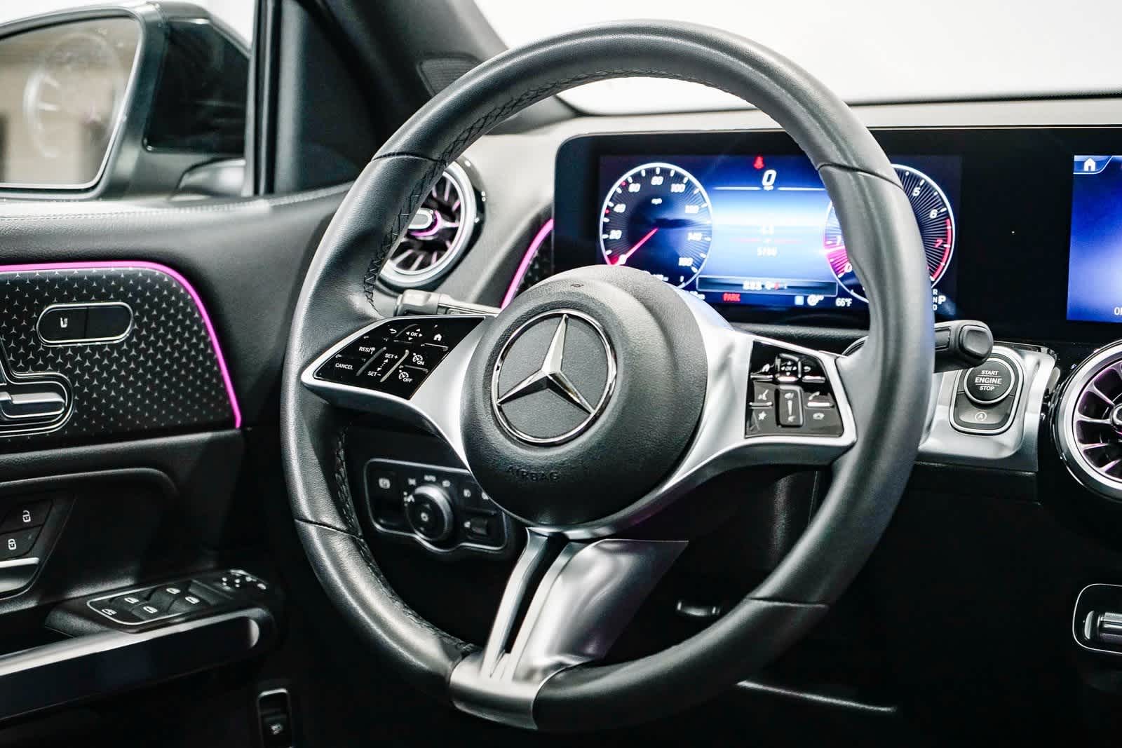 Thumbnail: 2025 Mercedes-Benz GLB - 15