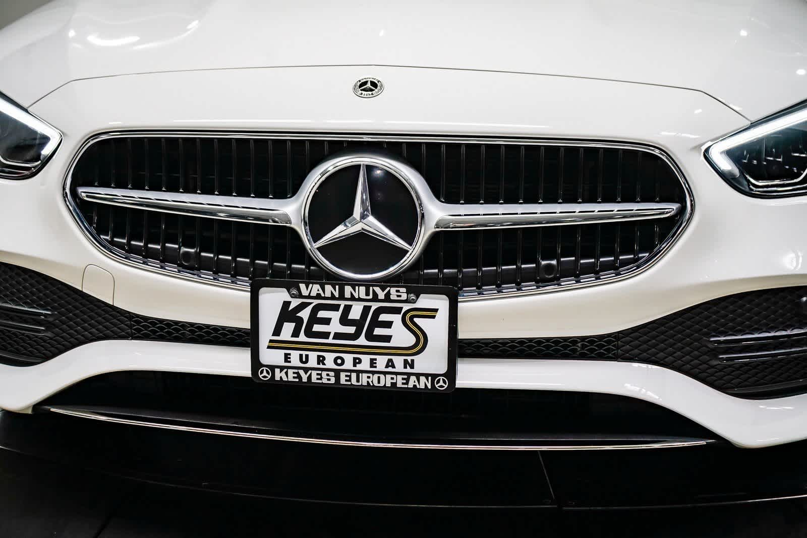 Thumbnail: 2025 Mercedes-Benz C-Class - 8