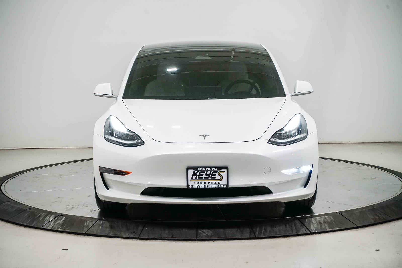 Thumbnail: 2020 Tesla Model 3 - 5